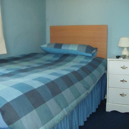 The Windsor Hotel Haverfordwest Buitenkant foto