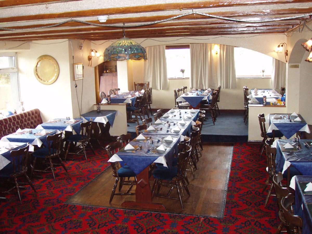The Windsor Hotel Haverfordwest Buitenkant foto